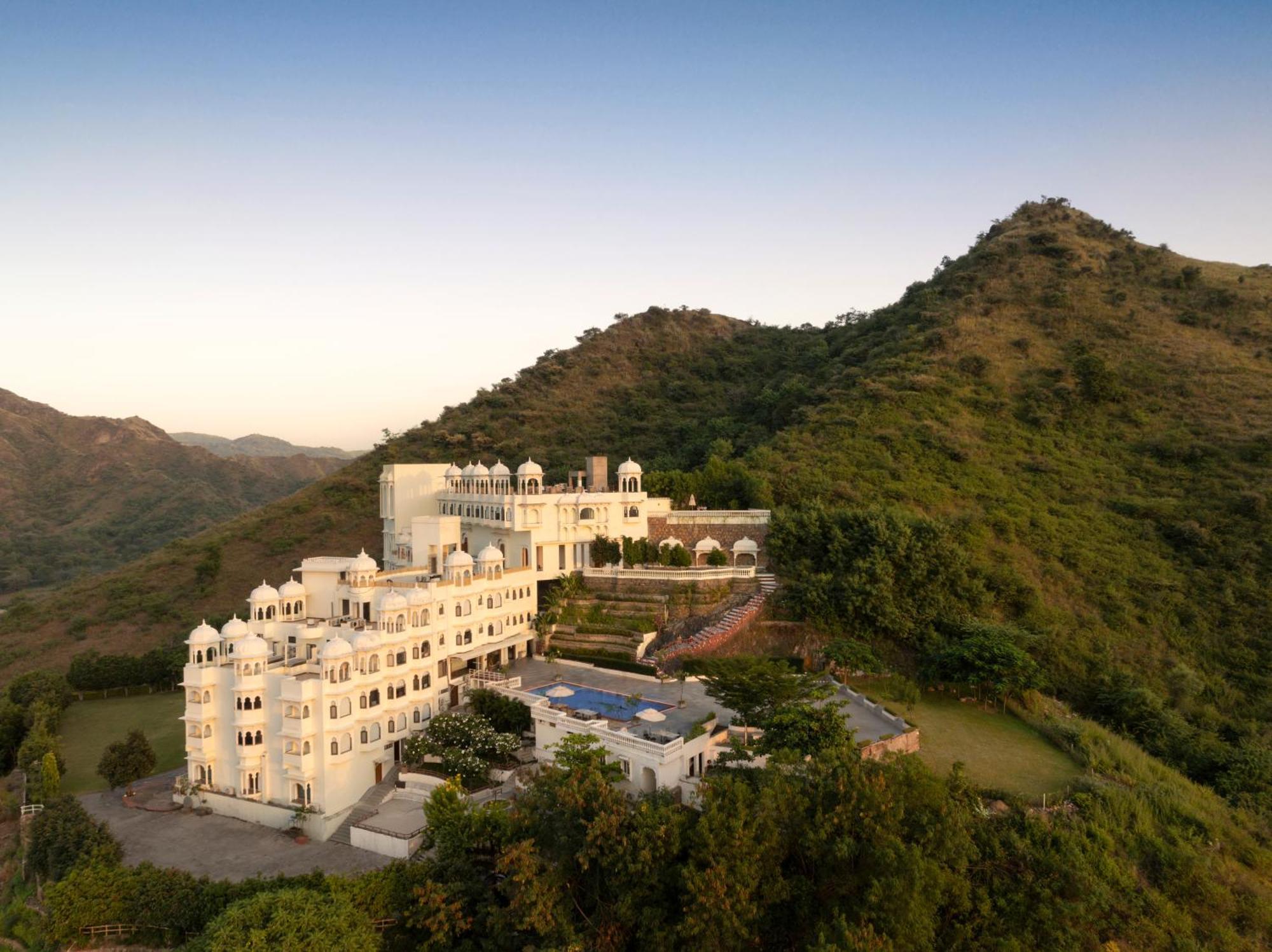 Bhairavgarh Palace Udaipur Dış mekan fotoğraf