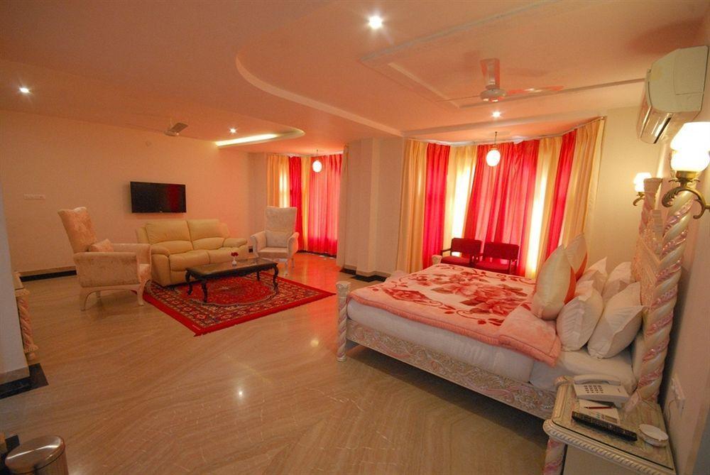Bhairavgarh Palace Udaipur Dış mekan fotoğraf